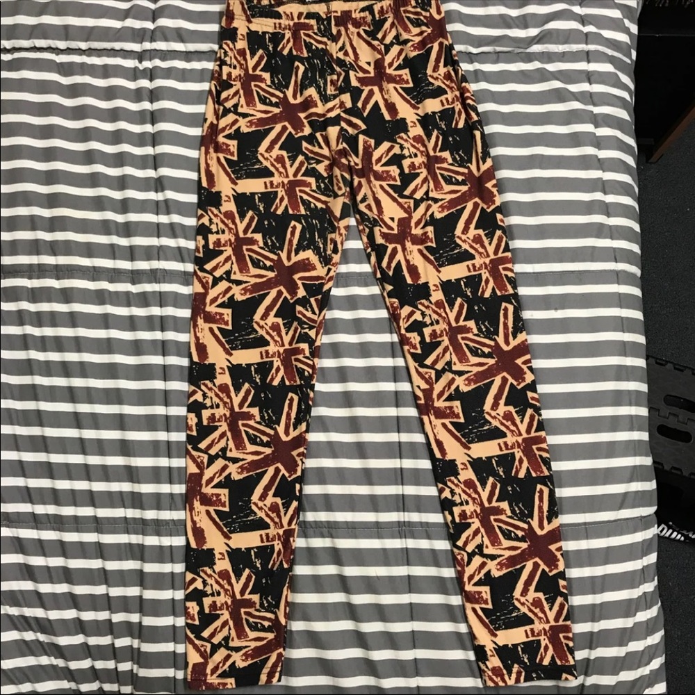 Patterned leggings